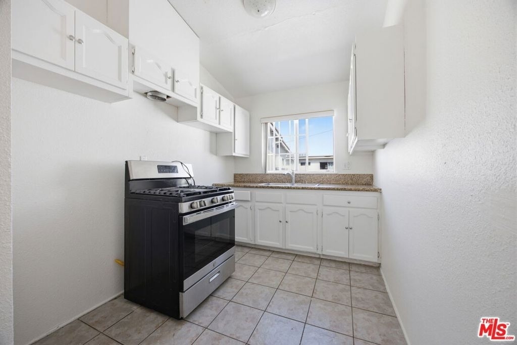4841 W 18th Street - Photo 6