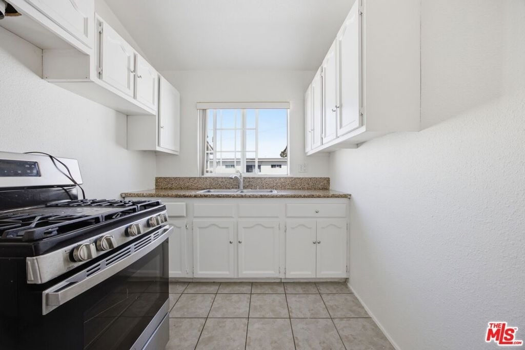 4841 W 18th Street - Photo 7