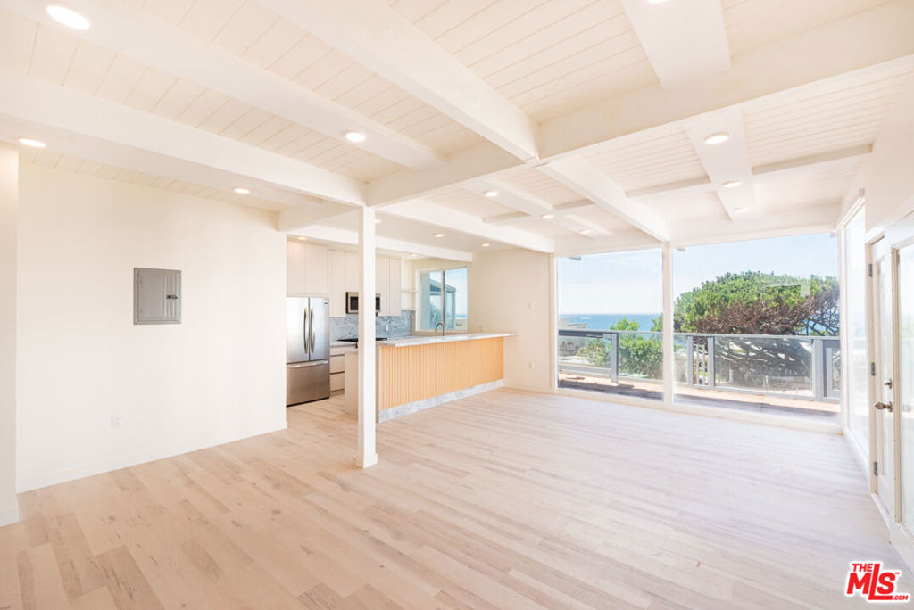 7275 Birdview Avenue - Photo 0