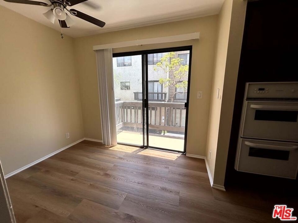 21820 Marylee Street - Photo 8