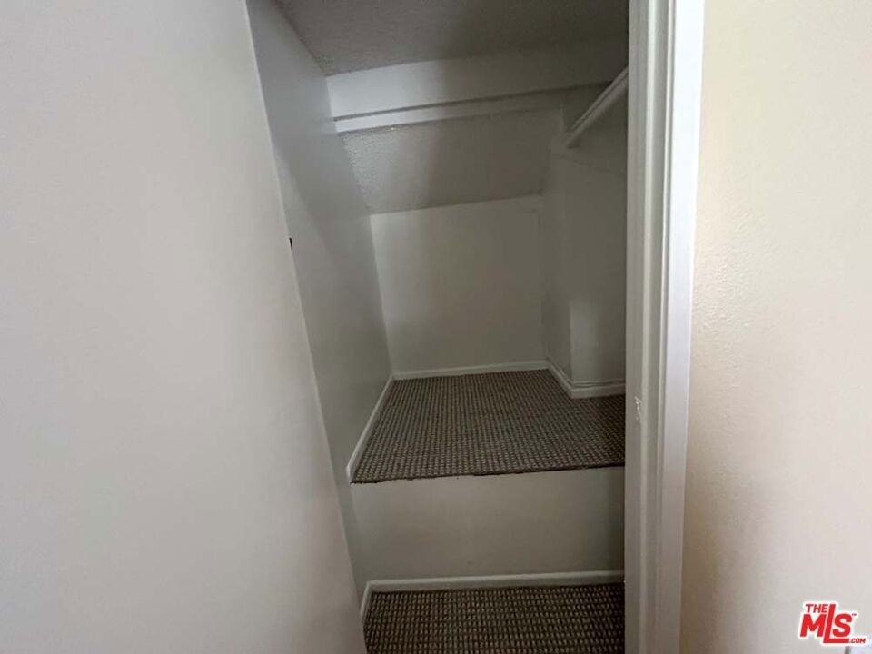 21820 Marylee Street - Photo 43