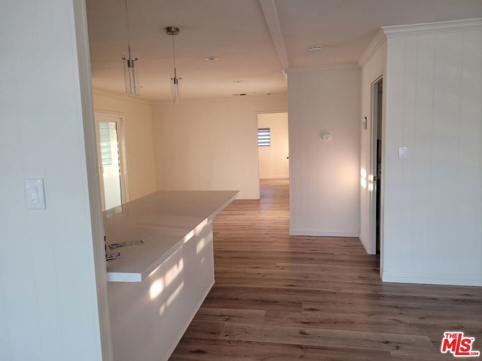17700 S Avalong Boulevard - Photo 6