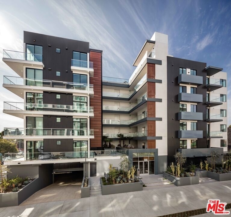 3833 Dunn - Photo 17