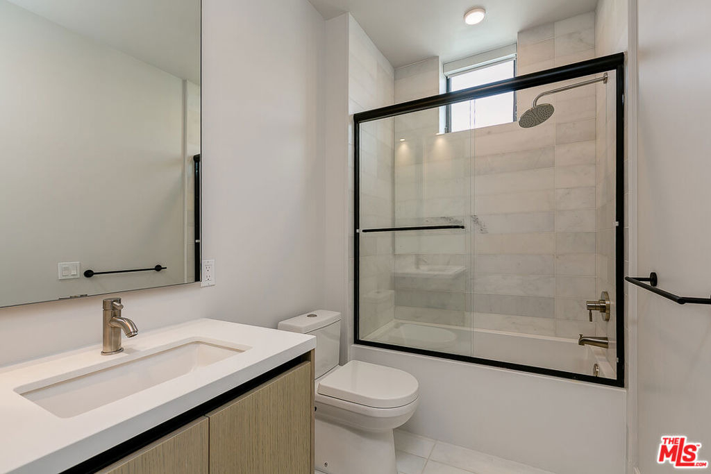 3833 Dunn - Photo 9