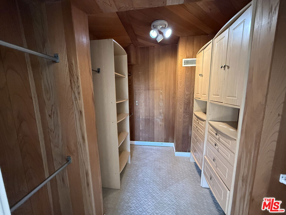 4613 Reforma Road - Photo 28