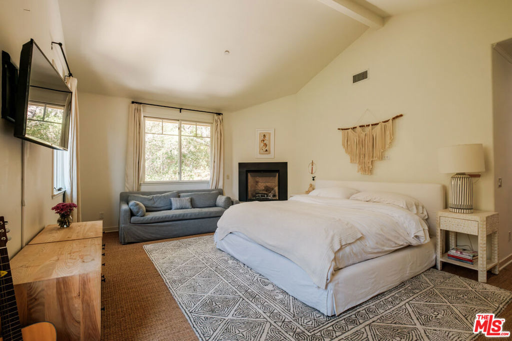 21717 Encina Road - Photo 23