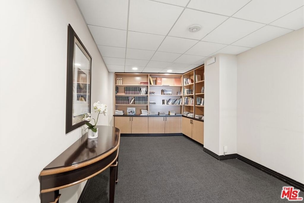 100 S Doheny Drive - Photo 24