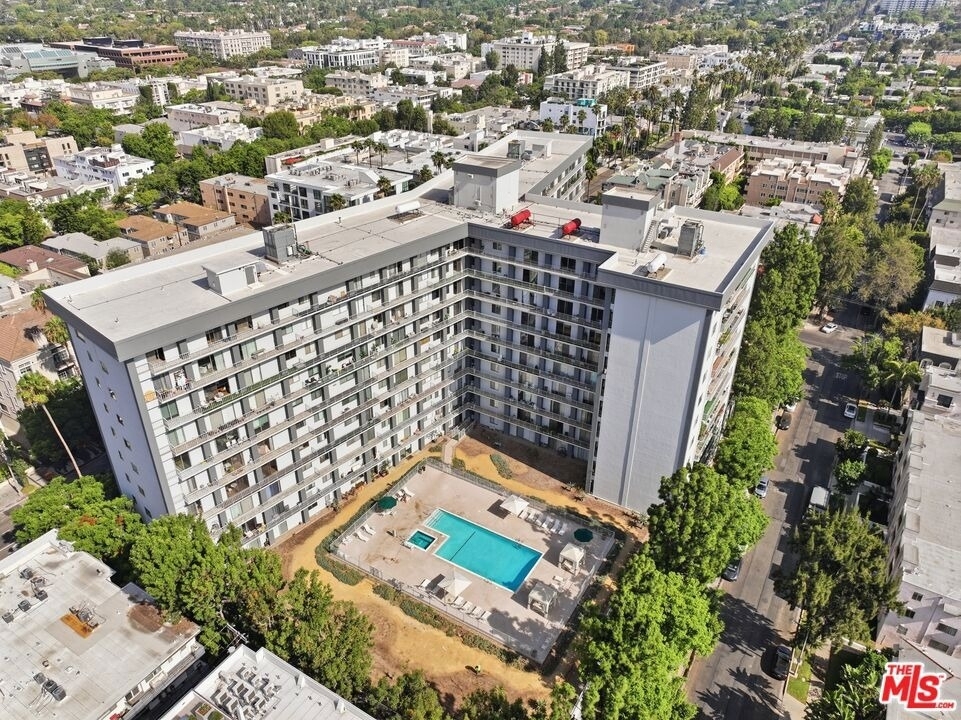 100 S Doheny Drive - Photo 8