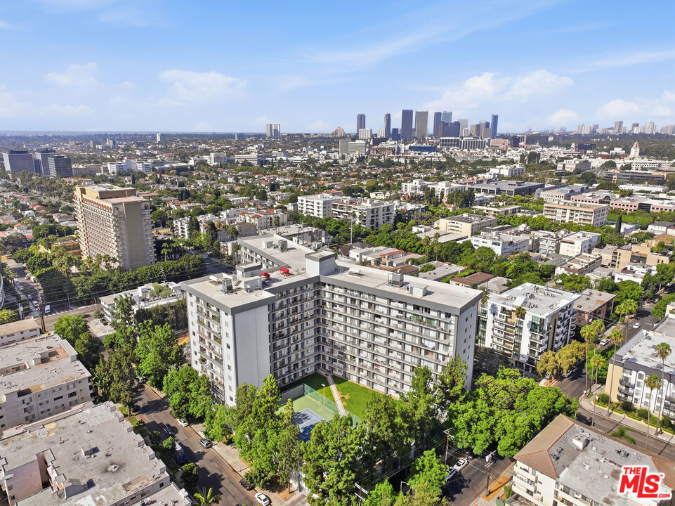 100 S Doheny Drive - Photo 6