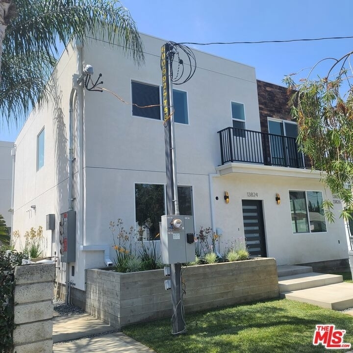 13824 Bessemer Street - Photo 1