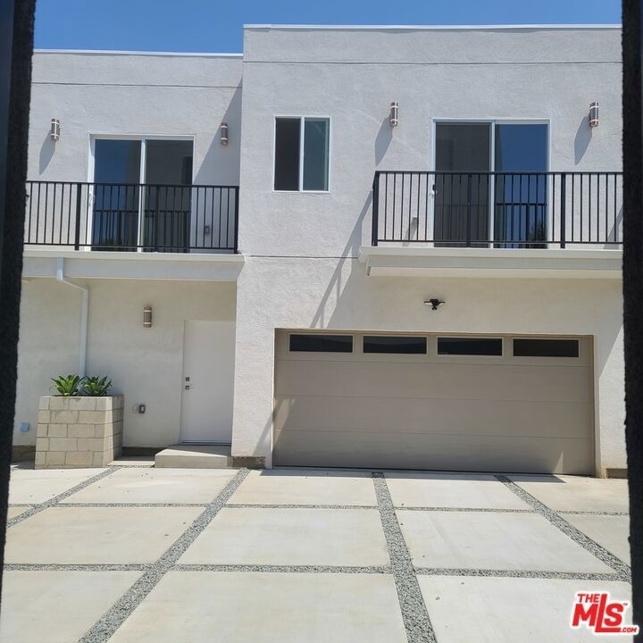 13824 Bessemer Street - Photo 3