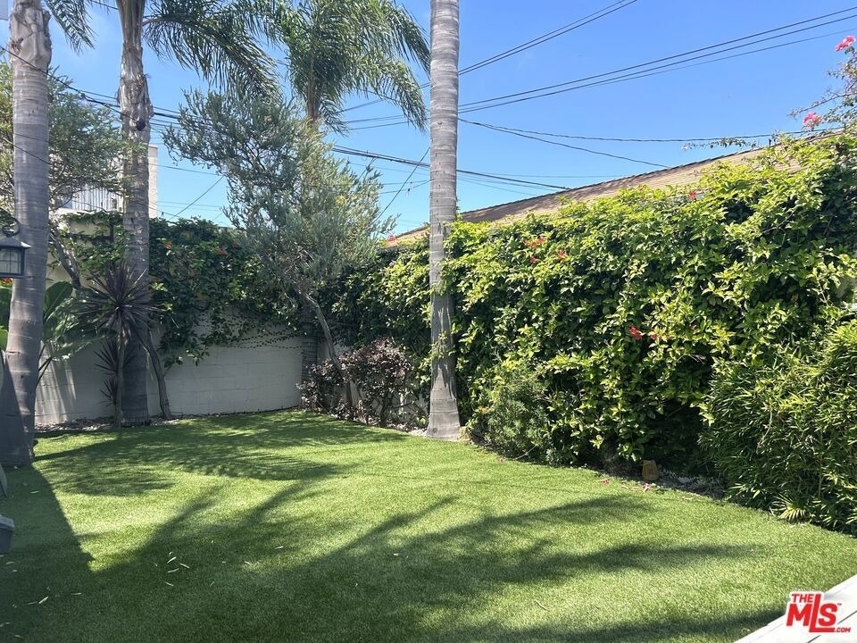 12913 Gilmore Avenue - Photo 31