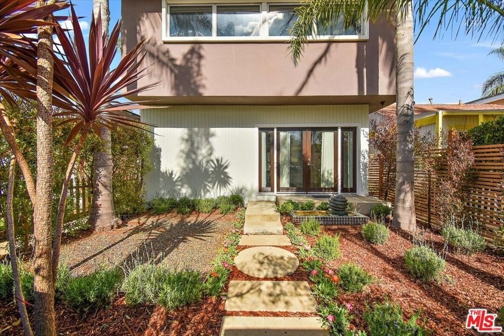 12913 Gilmore Avenue - Photo 33