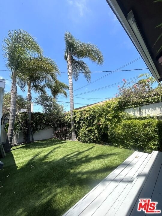 12913 Gilmore Avenue - Photo 6