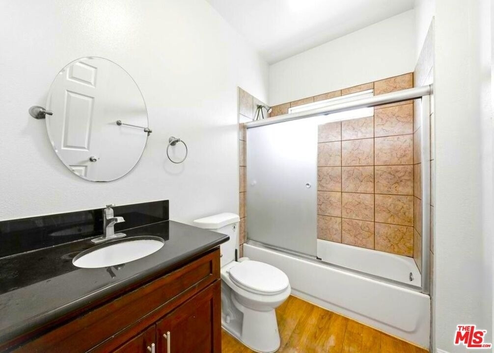2025 3rd Avenue - Photo 5