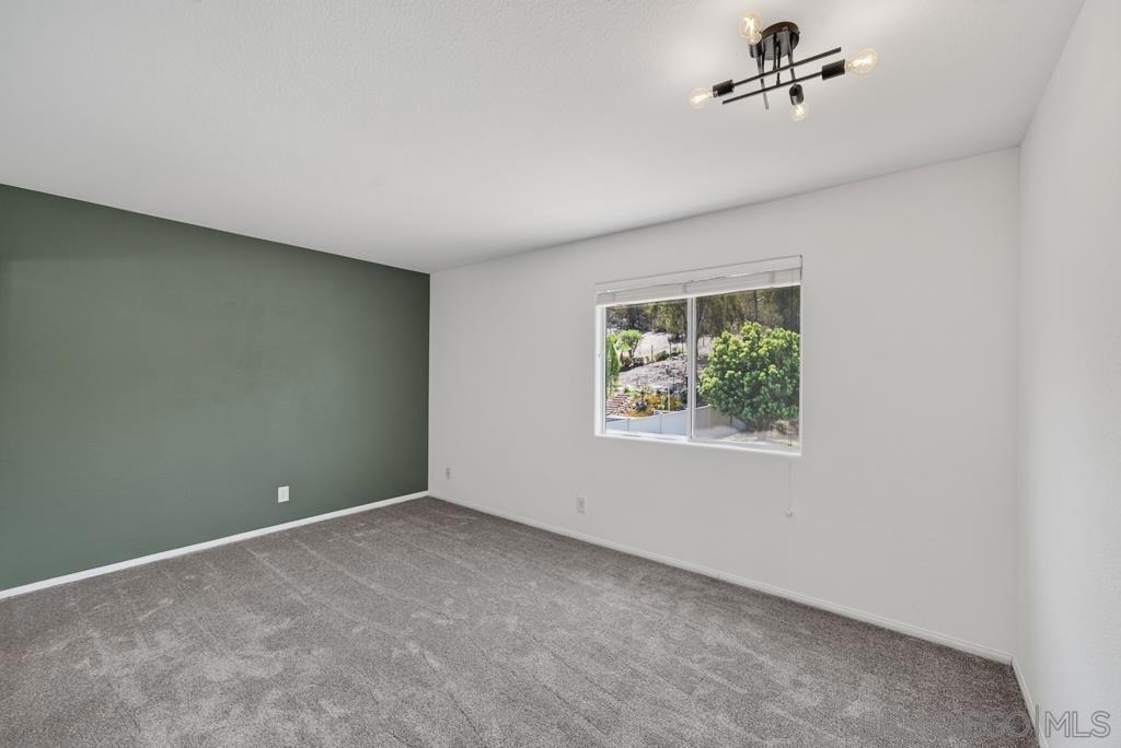 13887 Carriage Rd - Photo 35