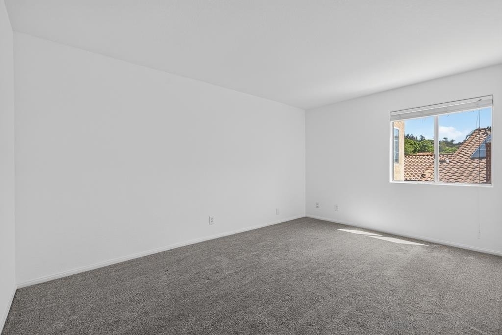 13887 Carriage Rd - Photo 33