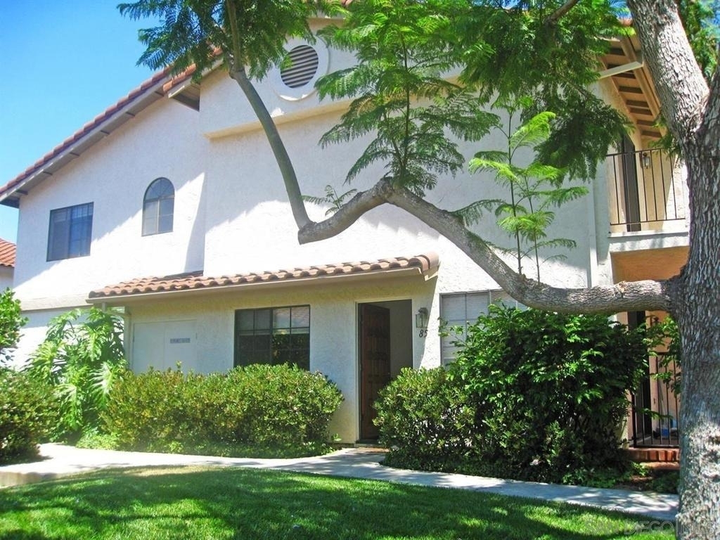 7628 Palmilla Dr - Photo 0