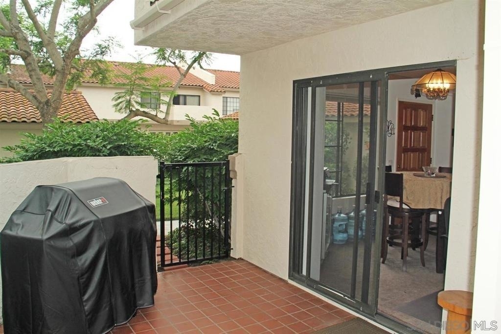 7628 Palmilla Dr - Photo 1