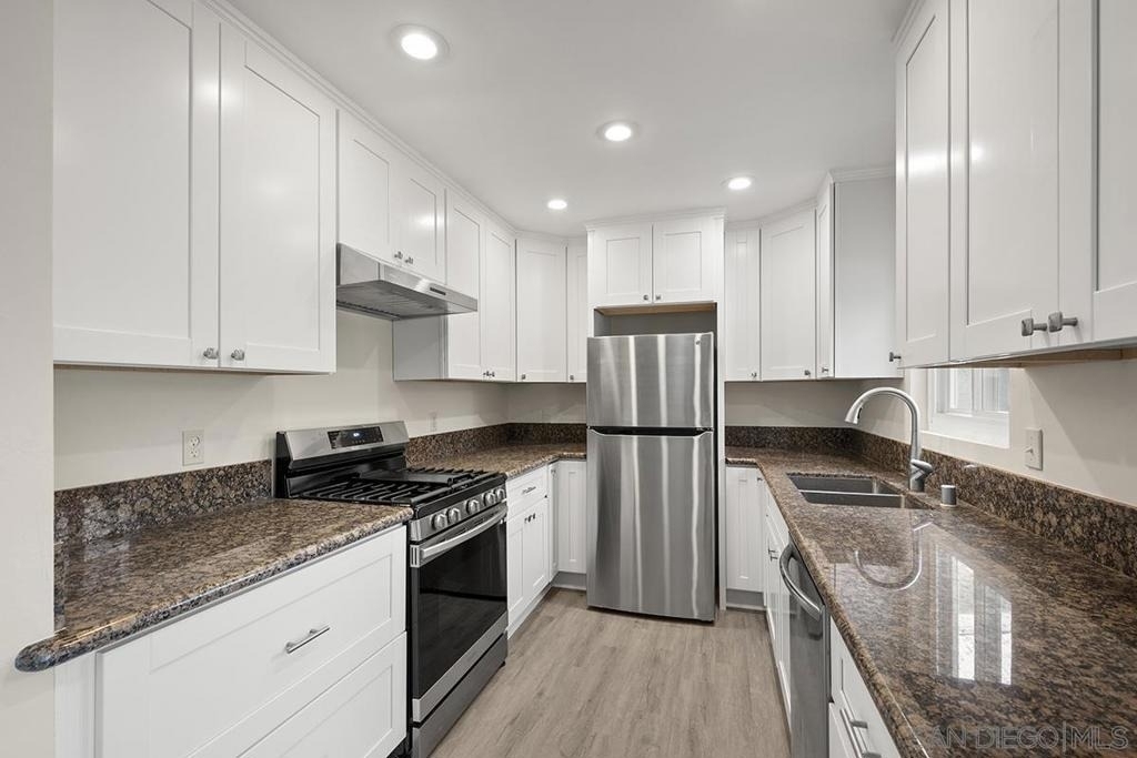 4148 Cole Way - Photo 10