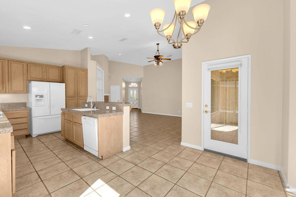79851 Carmel Valley Avenue - Photo 11