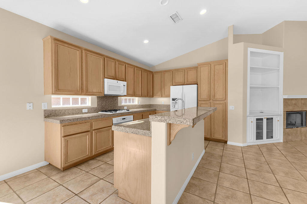79851 Carmel Valley Avenue - Photo 8