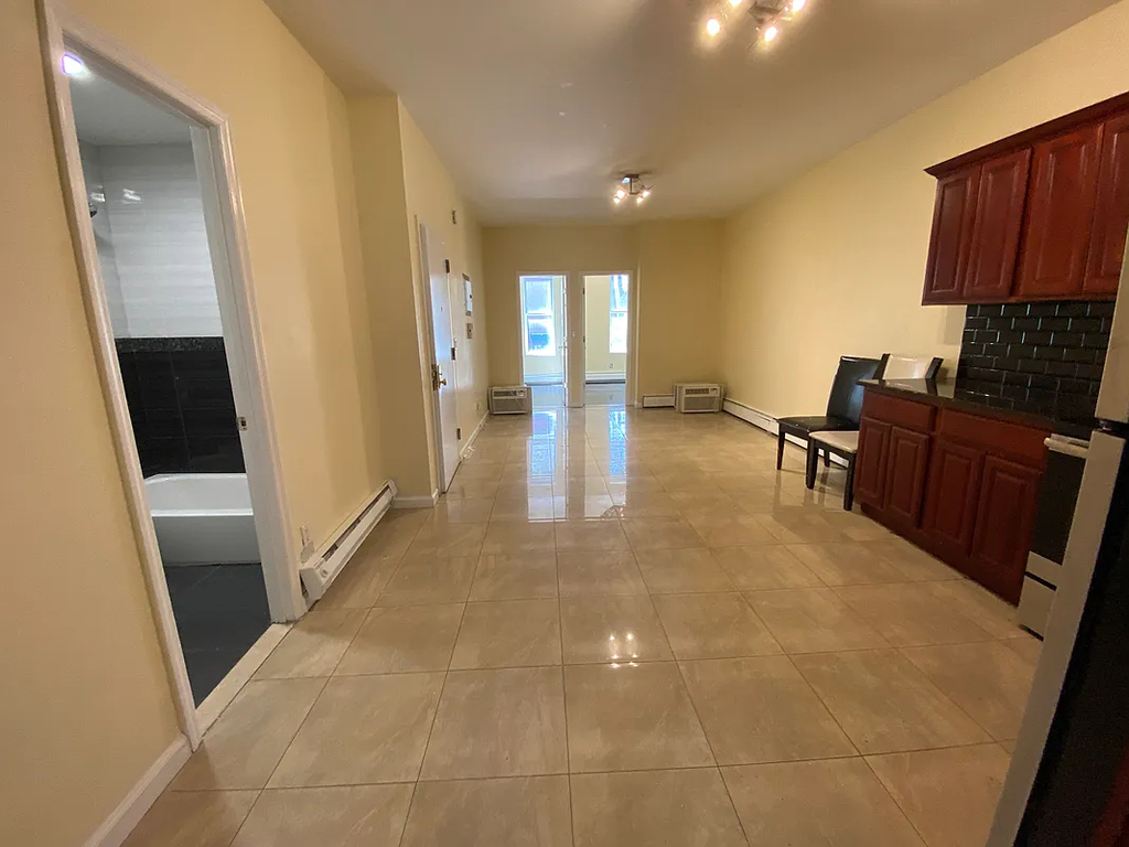 237 Kingston Avenue - Photo 2