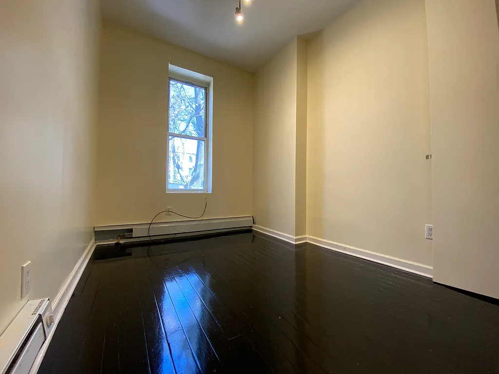 237 Kingston Avenue - Photo 6