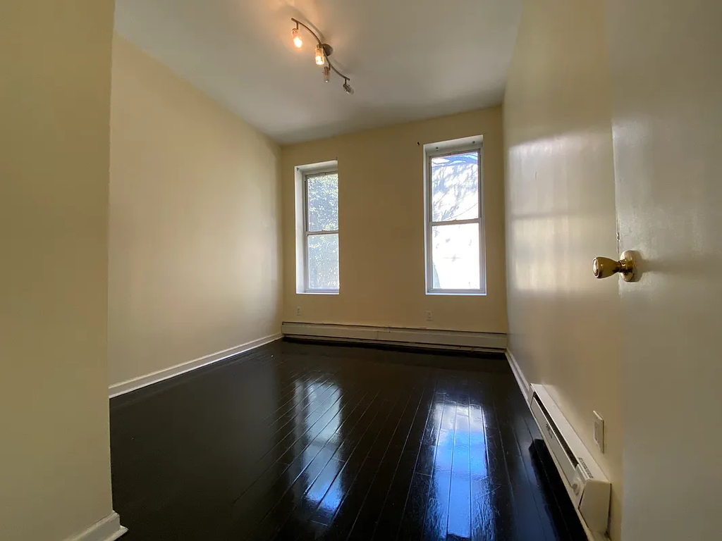 237 Kingston Avenue - Photo 0