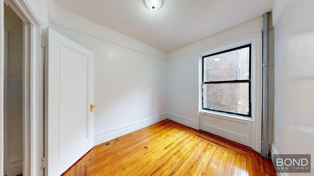 West 146 Street - Photo 17