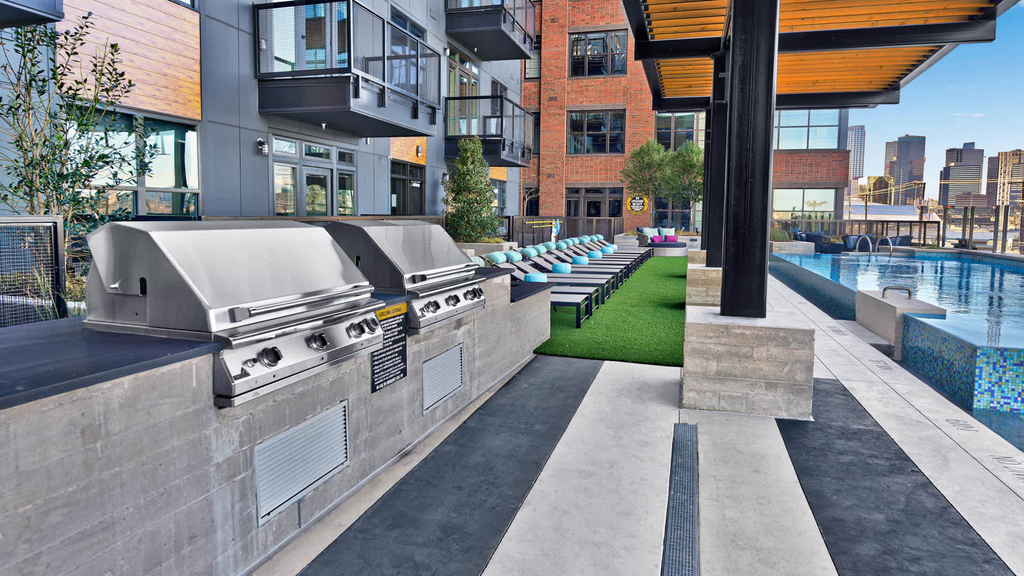 2900 Canton St - Photo 39