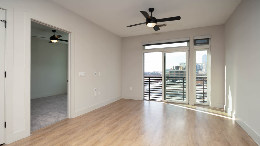 2900 Canton St - Photo 57