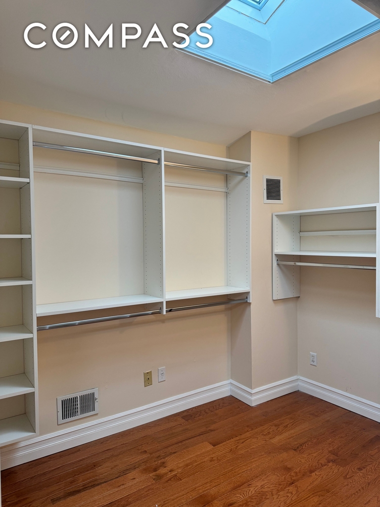 Sperry Place - Photo 8