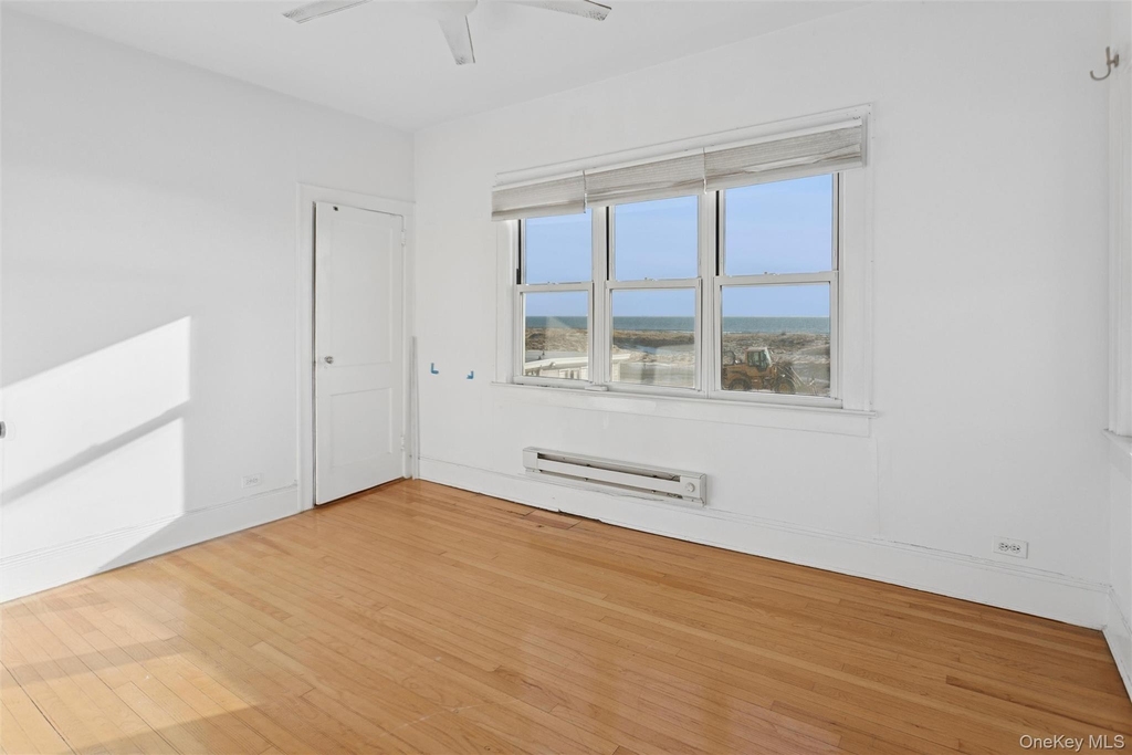 23 Troy Avenue - Photo 6