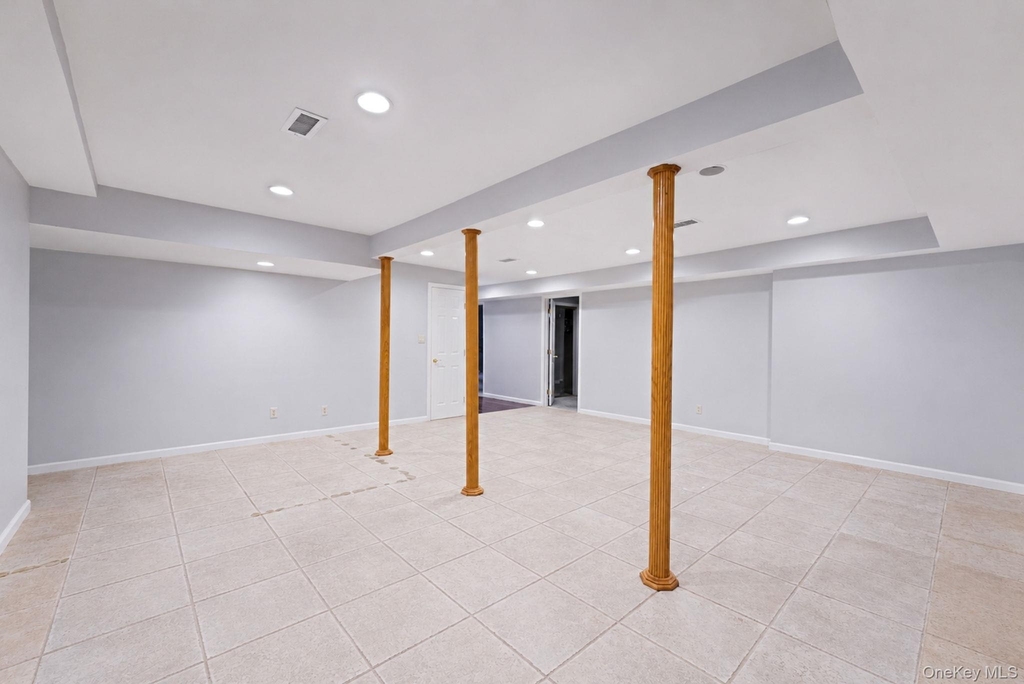 101 Raspberry Court - Photo 37