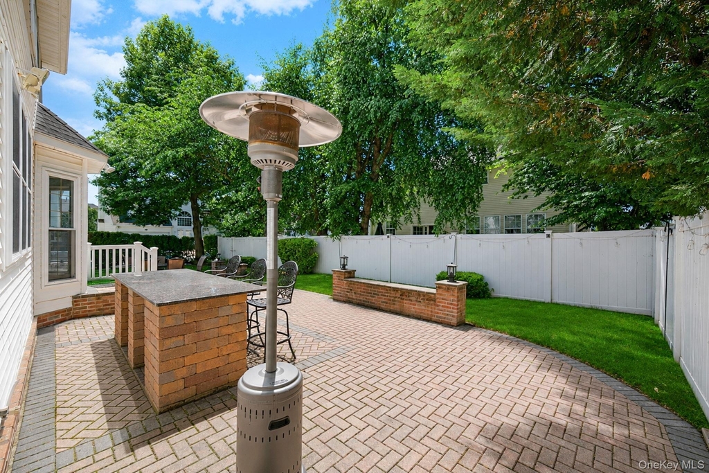 101 Raspberry Court - Photo 1