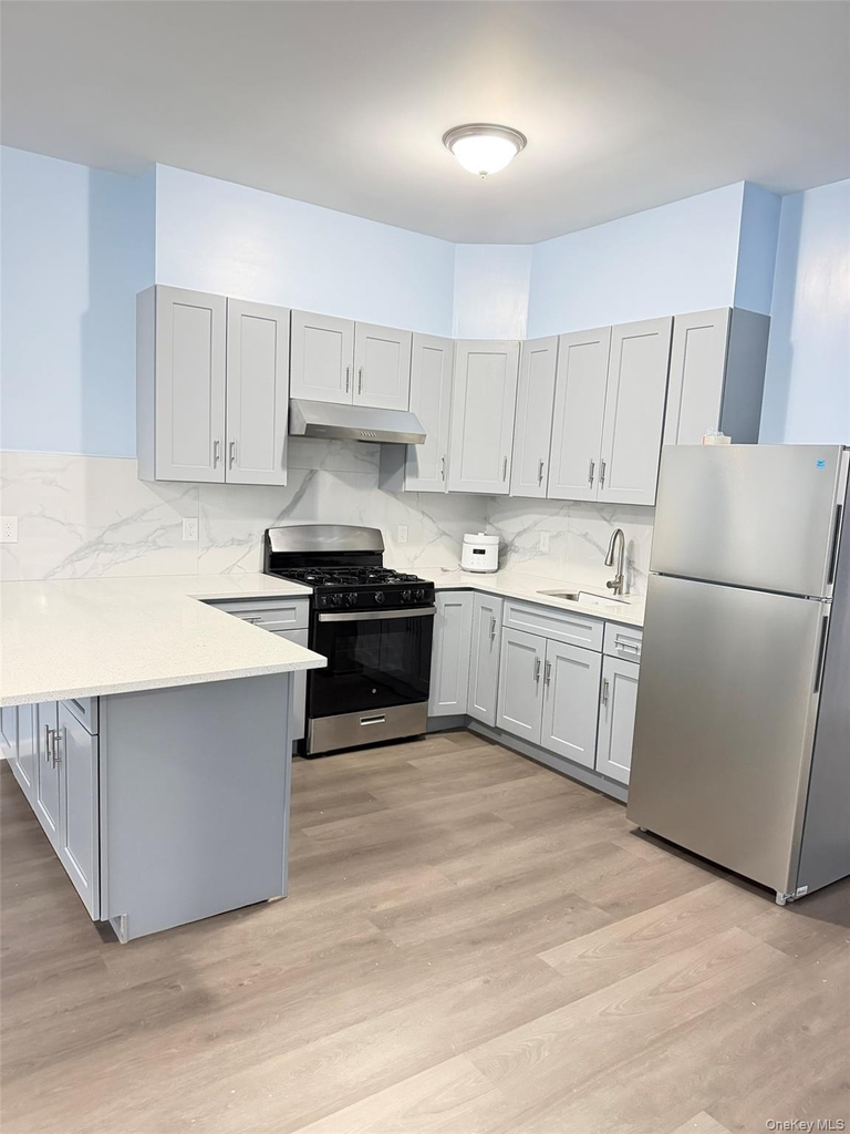 8748 78th Street - Photo 10