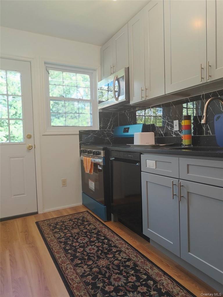 5 Wildwood Drive - Photo 0