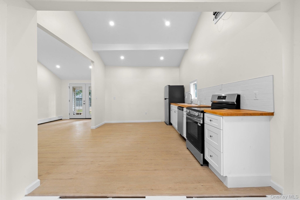 241 Pawnee Avenue - Photo 4