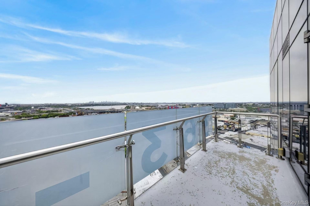 33-71 Prince Street - Photo 9