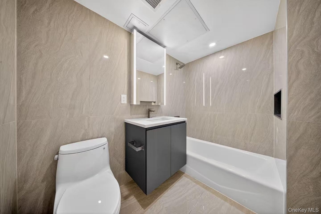 33-71 Prince Street - Photo 2