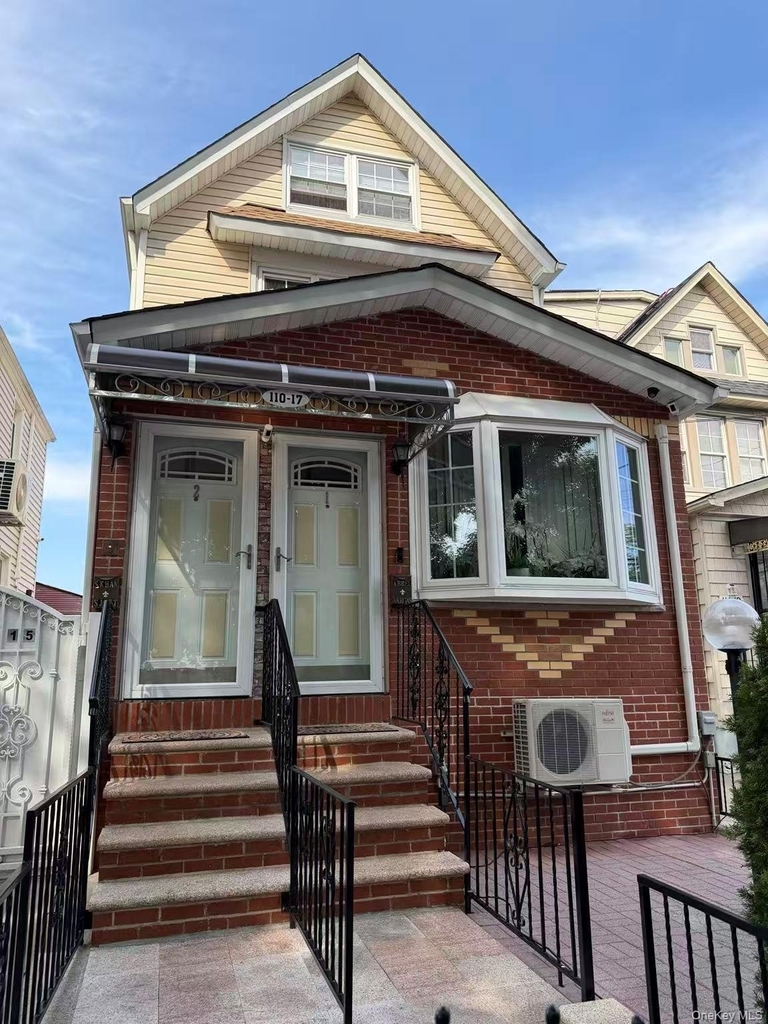 110-17 Inwood Street - Photo 0