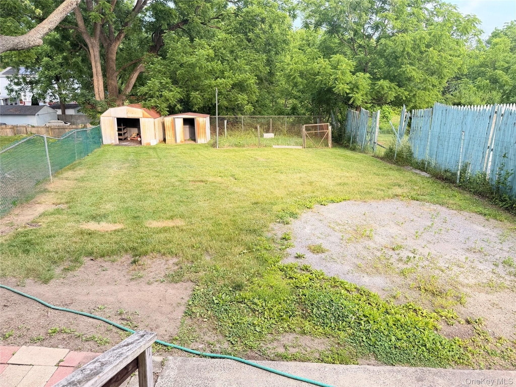 406 Tower Avenue - Photo 22