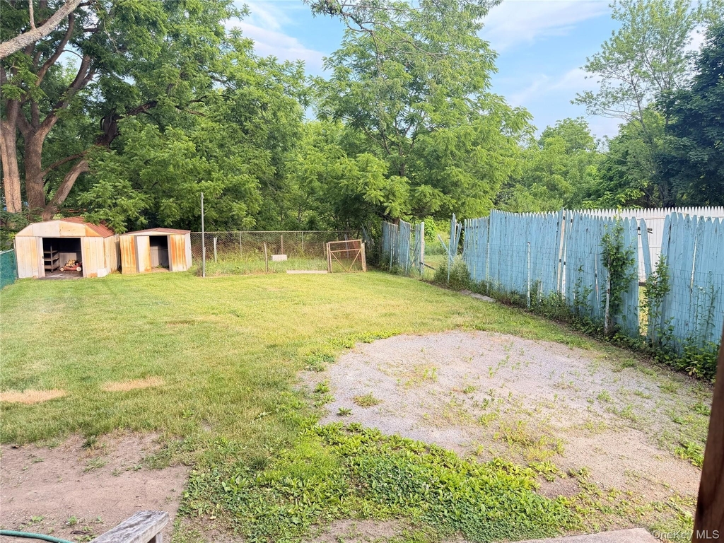 406 Tower Avenue - Photo 23