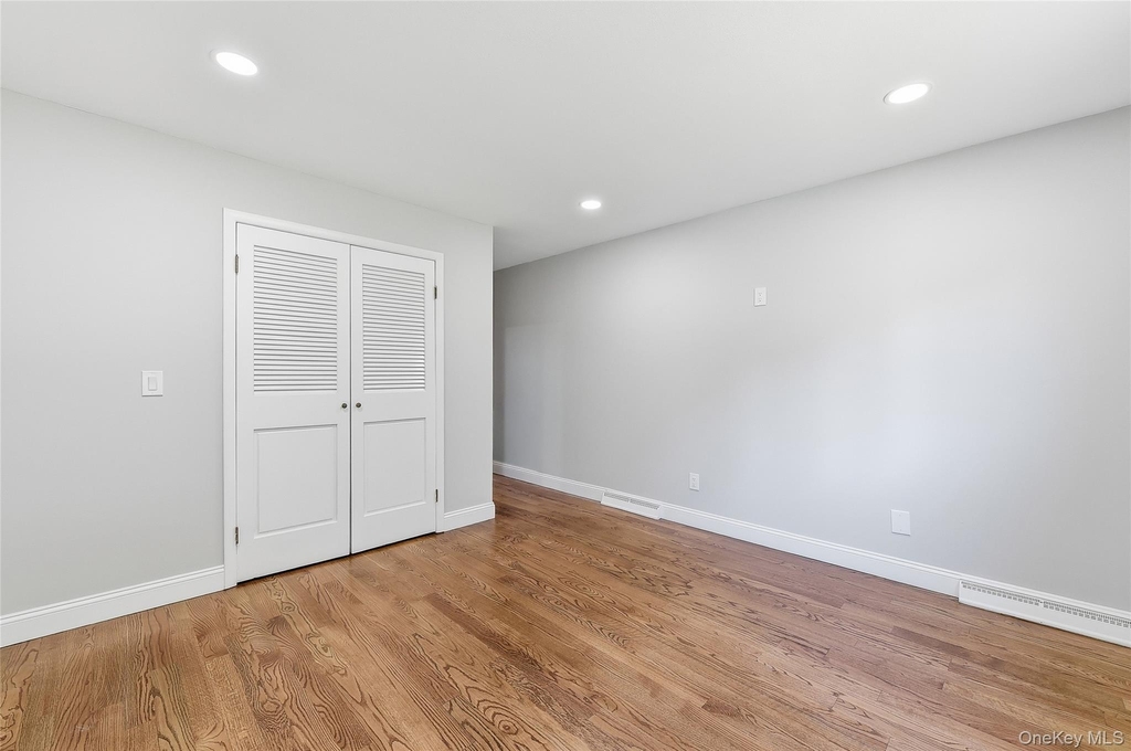 475 N Riverside Road - Photo 30