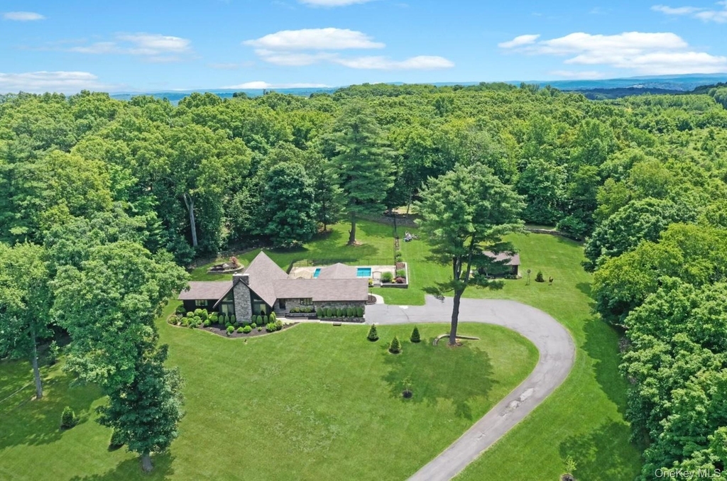 475 N Riverside Road - Photo 5