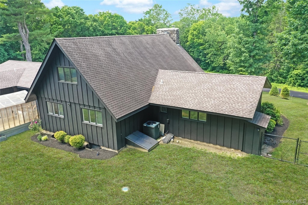 475 N Riverside Road - Photo 45