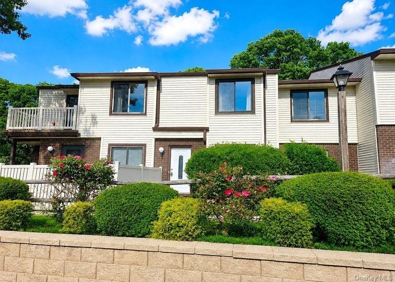 79 Birchwood Road - Photo 1