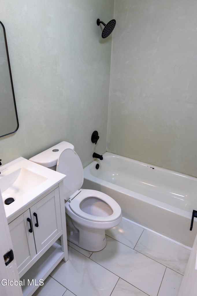 11 Jefferson Street - Photo 3