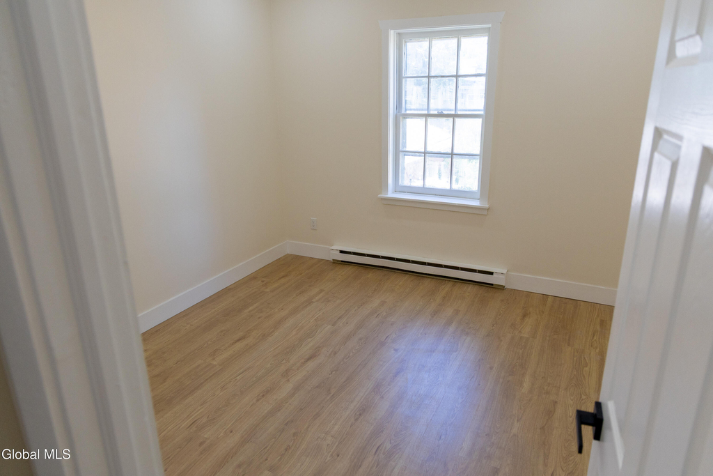 11 Jefferson Street - Photo 6